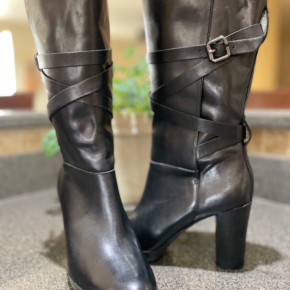 *SOLD* New 👢Franco Sarto Elegant Black Leather Knee-High Boots Size 5